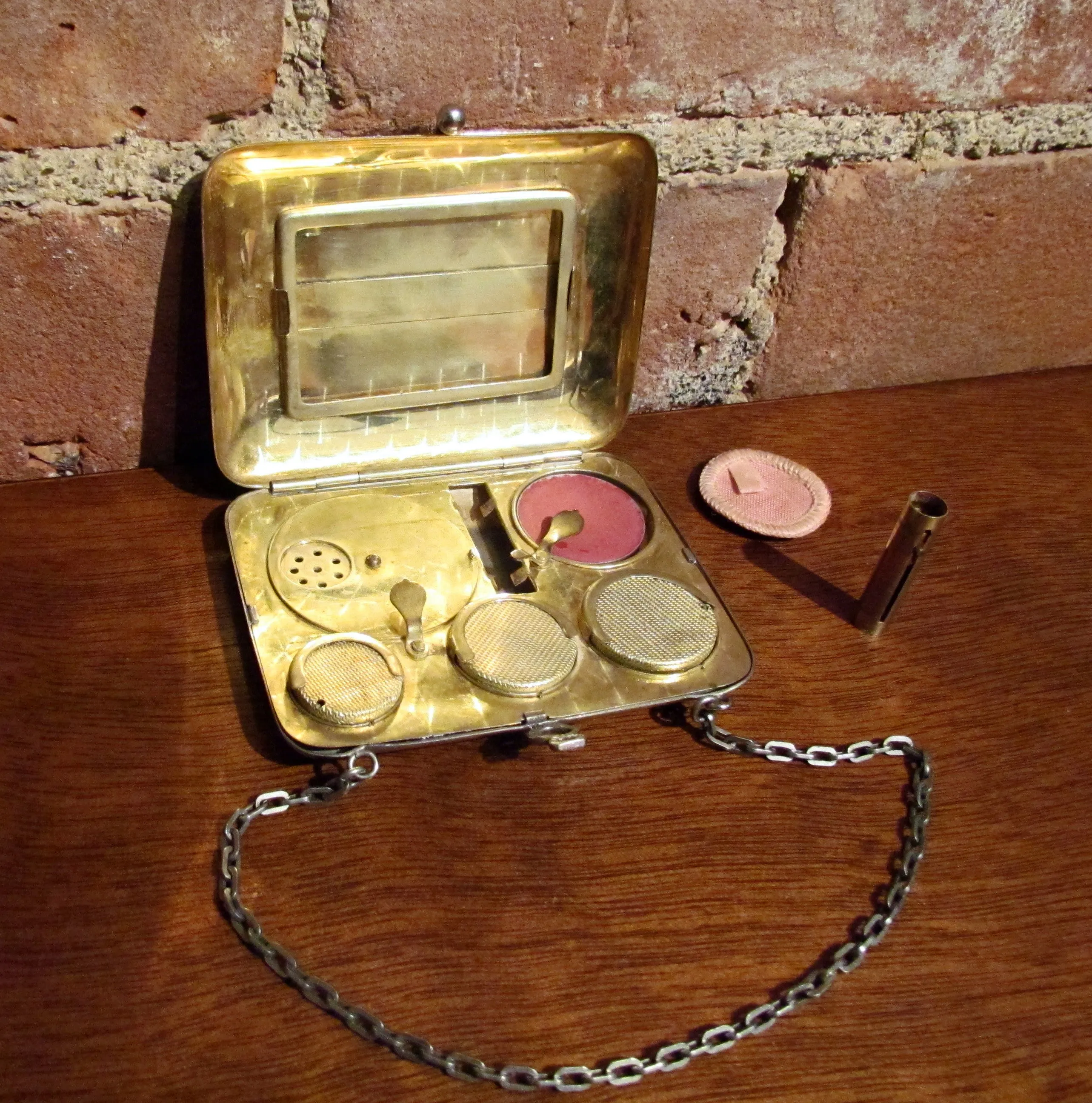 Antique Silver Compact Coin Purse 1900s Powder Compact Wristlet Change Purse