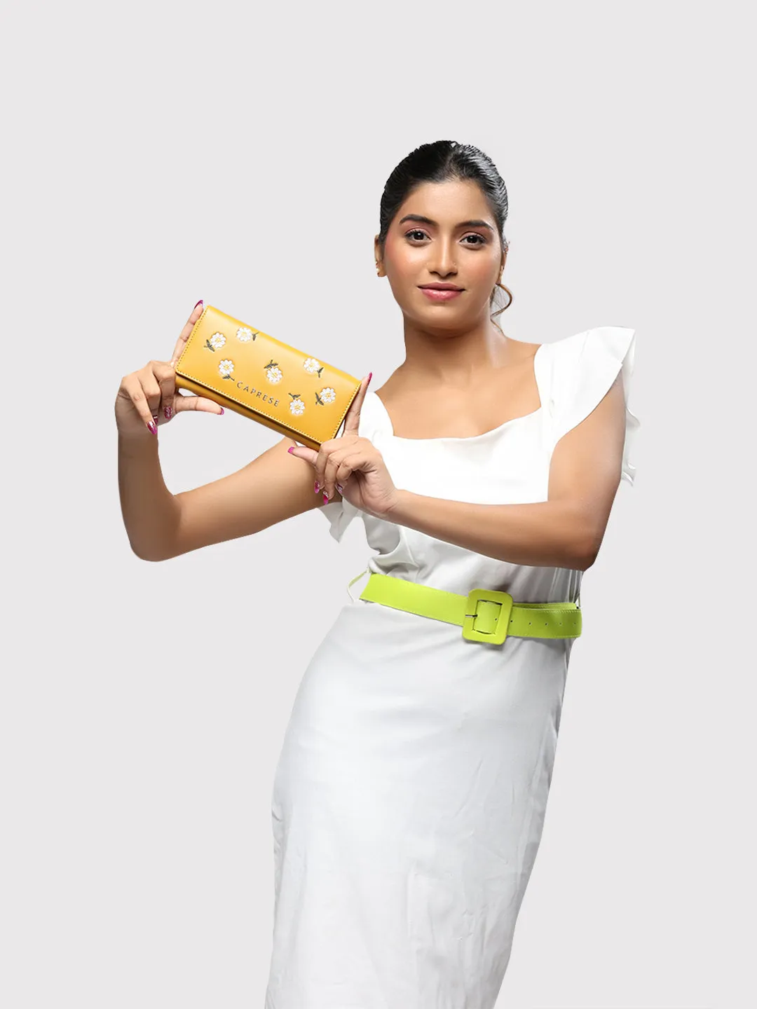 Caprese Kyle Falpover Wallet Medium Ochre