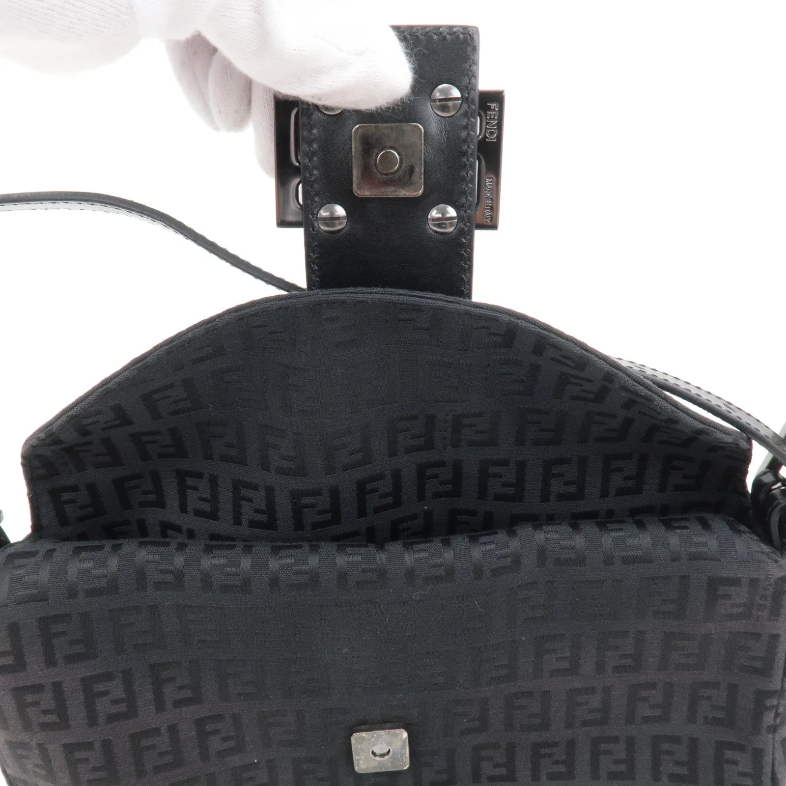 FENDI Mamma Baguette Zucchino Canvas Leather Black 8BR003