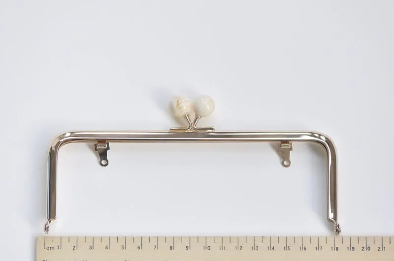 Light Gold Purse Frame Rectangular Purse Frame With Kiss Lock 18cm x 6cm