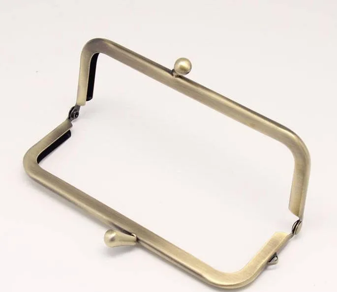 Retro Metal Purse Frame Clutch Purse Frame 11 x 4.5cm (4 x 2 inch) Three Colors